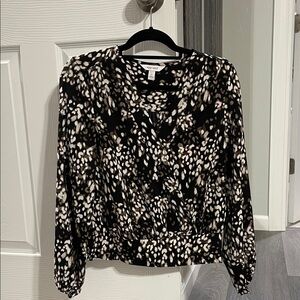 Nine West Monochrome Abstract Blouse